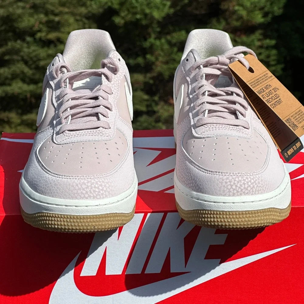 NEW Nike Air Force 1 '07 Casual Sneaker - US Womens 11